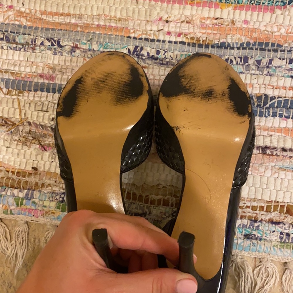 Heels - Picture 3 of 5